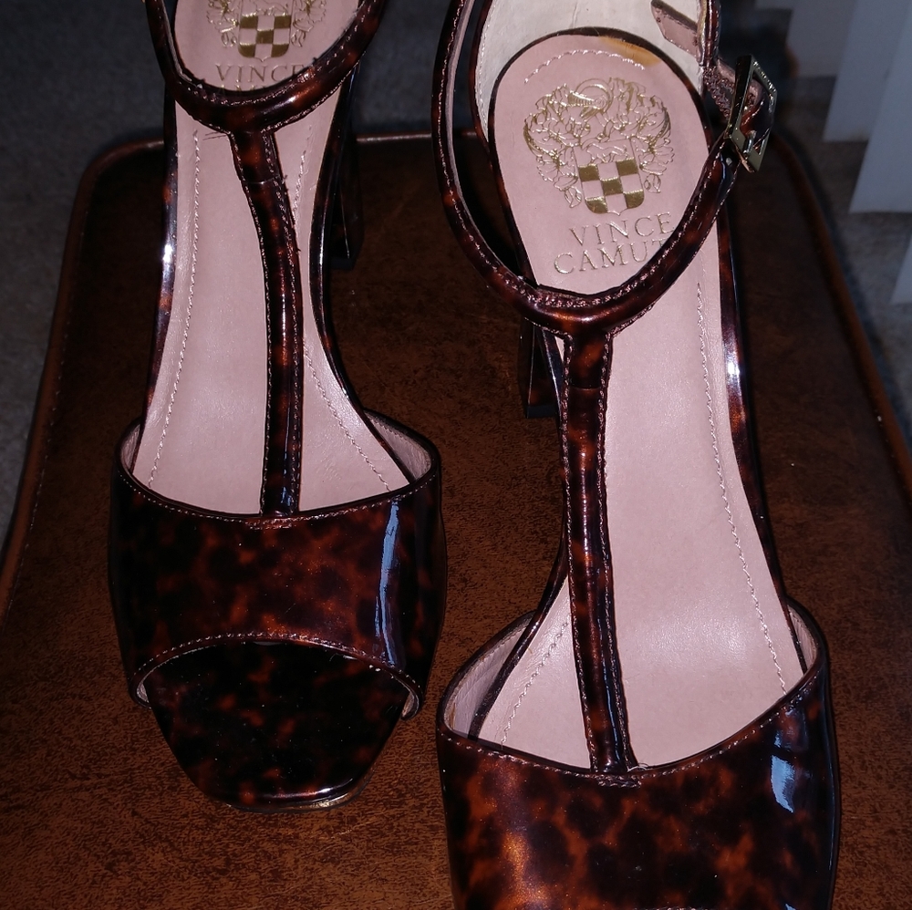 Vince Camuto tortoise shell peep toe